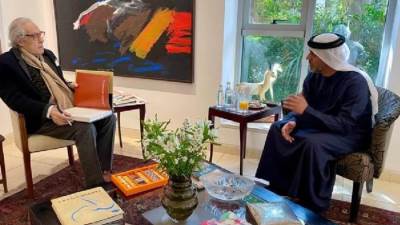 الفن والدبلوماسية يلتقيان.. الزعابي يشيد بلقاء فاروق حسني ويؤكد عمق الروابط الثقافية بين مصر والإمارات