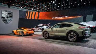 بورشه تطلق طرازين جديدين بالكامل بمعرض بكين الدولى للسيارات 2026