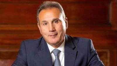 رئيس البنك الأهلي المصري يحذر من محاولات الاحتيال المصرفي