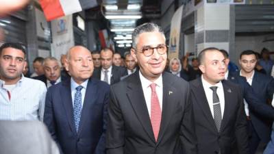 وزير التموين ومحافظ القاهرة يفتتحان معرض “أهلاً بالعيد” بالسوق الحضاري بحدائق القبة