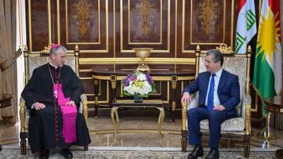 رئيس حكومة كوردستان يستقبل السفير البابوي لدى العراق