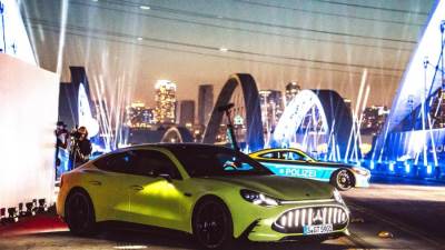 مرسيدس AMG  تنقل الأوتوبان الألماني إلى لوس أنجلوس  فى العرض العالمي الأول لسيارة (Mercedes-AMG GT 4-Door Coupé) الجديدة 
