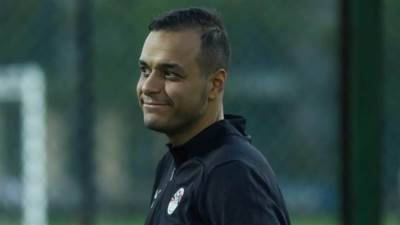 تعظيم سلام للمؤسسة العسكرية.. طبيب ينقذ لاعب منتخب عمان ومدربًا مصريًا من الموت المحقق