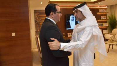 المستشار علاء عابد يقدم واجب العزاء لسفير قطر بالقاهرة في وفاة الأمير الوالد الشيخ حمد بن خليفة آل ثاني