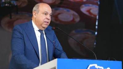 وزير الطيران المدني يفتتح ندوة «صياغة مستقبل الطيران في أفريقيا» ويؤكد أهمية تحويل الرؤى إلى برامج تنفيذية