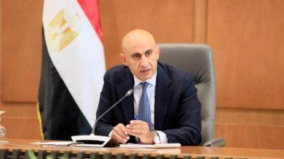 التعليم تنفي : الصور المتداولة لمناهج البكالوريا غير صحيحة..وطرحها رسميا قبل نهاية شهر أغسطس الجاري