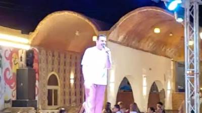 الفنان محمود الدالي يحيي حفلات الصيف بأغاني الزمن الجميل بقرية الشلال البدوية بمرسى مطروح