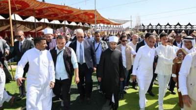النائب وسيم كمال عثمان يهنئ النائب موسى عكيرش والحاج سعيد عكيرش بزفاف نجليهما