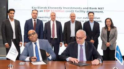 عز العرب السويدي للاستثمارات وبنك نكست يوقعان عقد تسهيلات ائتمانية بقيمة ملياري جنيه لدعم استثمارات مصانع السيارات وإنشاء مصنع جديد للدهانات