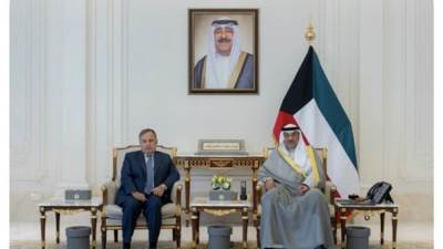 ولي عهد الكويت يستقبل الامين العام لجامعة الدول العربية