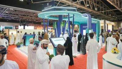 سلطنة عُمان تستعد للمشاركة في COP31 بتركيا.. 85 مصنعًا لإعادة التدوير وخطة لزراعة 100 مليون شجرة قرم