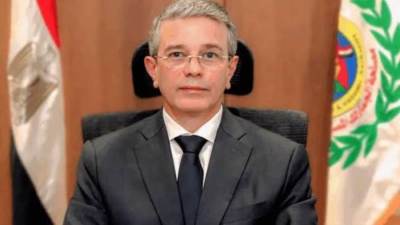 الجمارك توقف التعامل الورقي