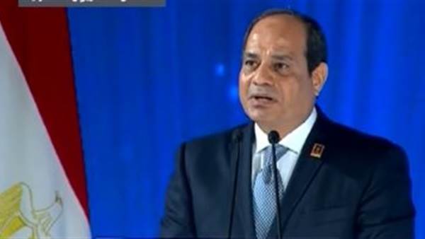 محرر «السوق العربية» فى خان الخليلى