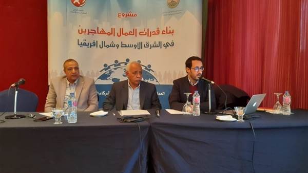 محررالسوق العربية فى جولة داخل قطارات السكة الحديد