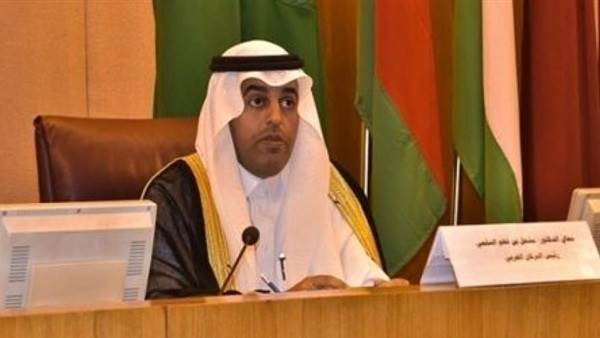 محررة السوق العربية تتحدث إلى المواطنين